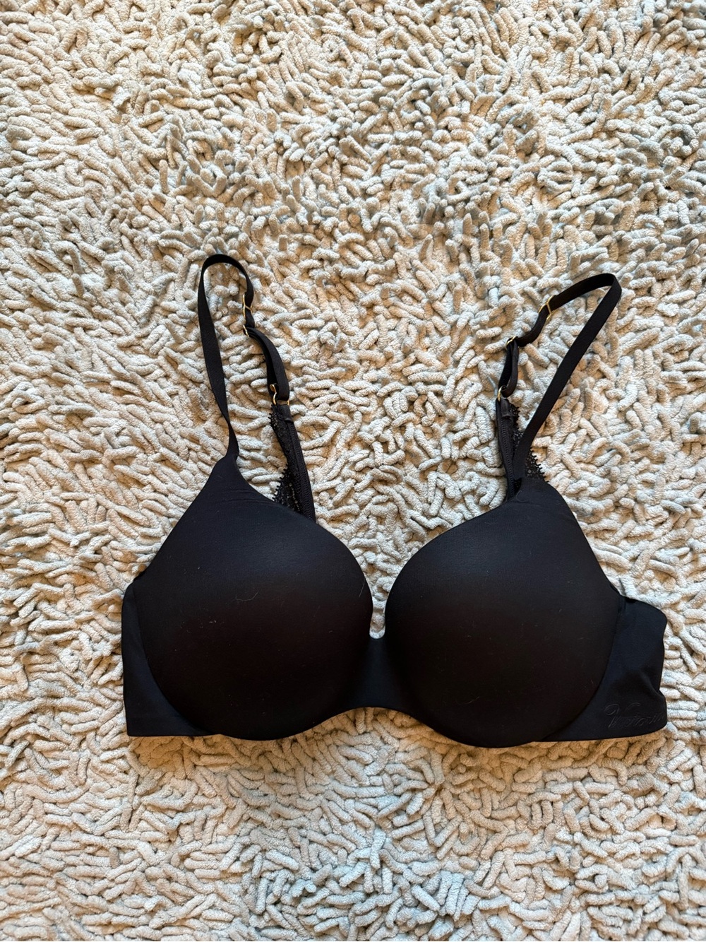 New Victoria's Secret Black T-Shirt Bra 34C